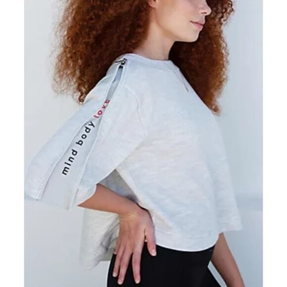 MIND BODY LOVE by Peace Love World Pullover Top Hidden Gusset Size XS - Picture 10 of 10